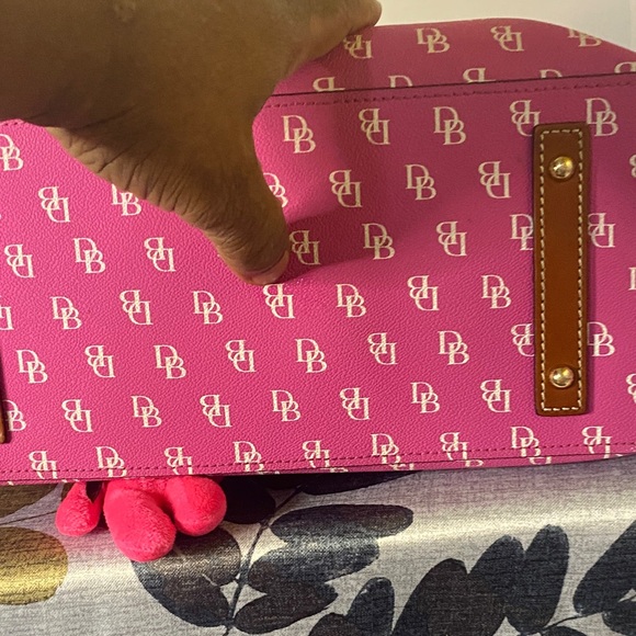 Dooney & Bourke Pink Gretta Hanna tote E.U.C brown Vachetta leather handle. - Picture 9 of 12